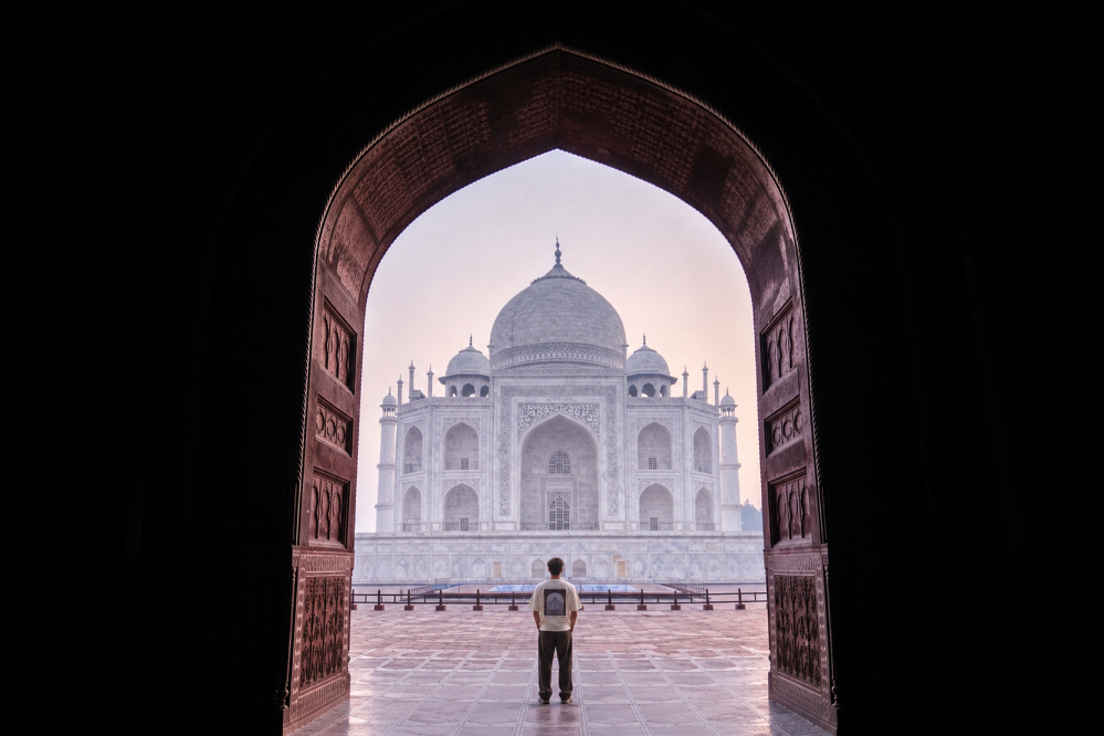 T-shirt FOCALE Seuil, Taj Mahal, porté de dos